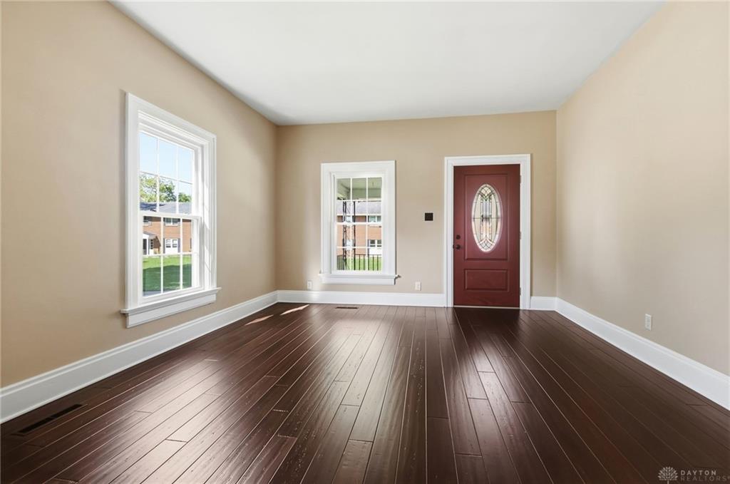 1856 Hazel Property Photo 5