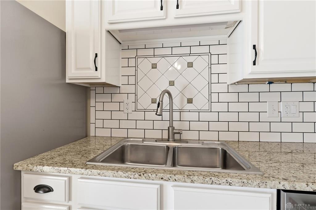 1856 Hazel Property Photo 16
