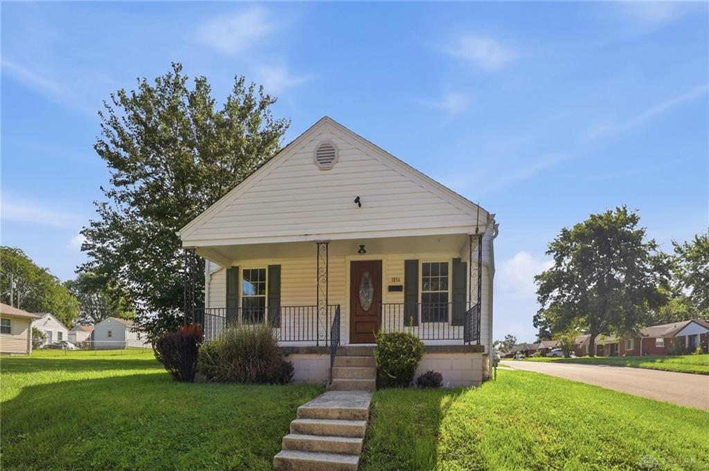 1856 Hazel Property Photo 38