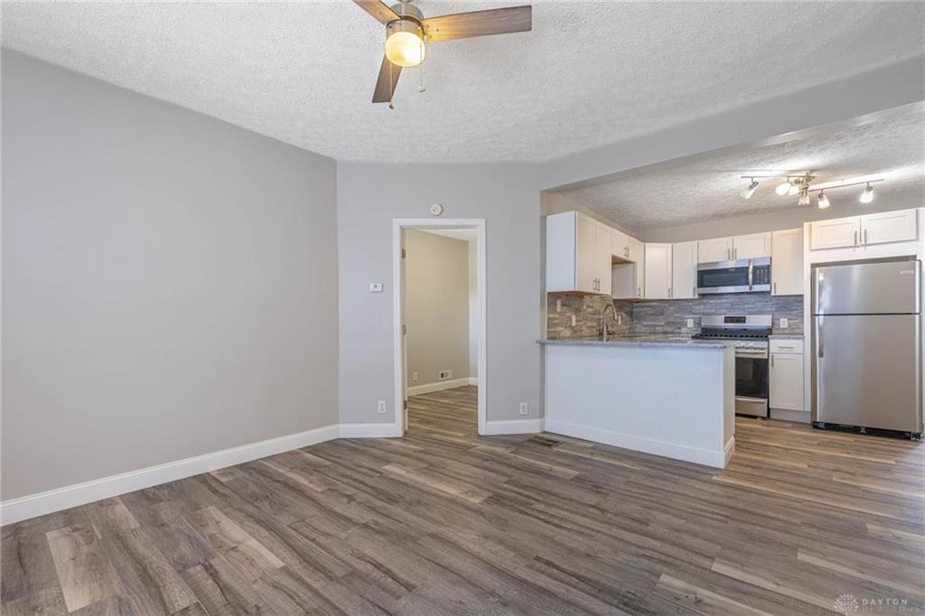 539 S Monroe Property Photo 4