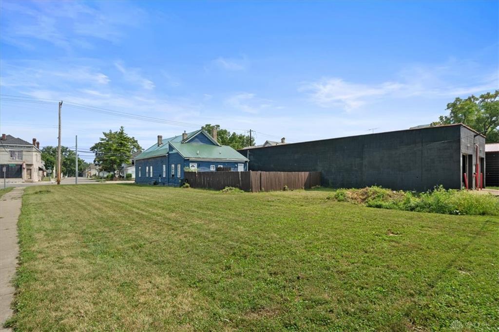 808 Xenia Property Photo 31