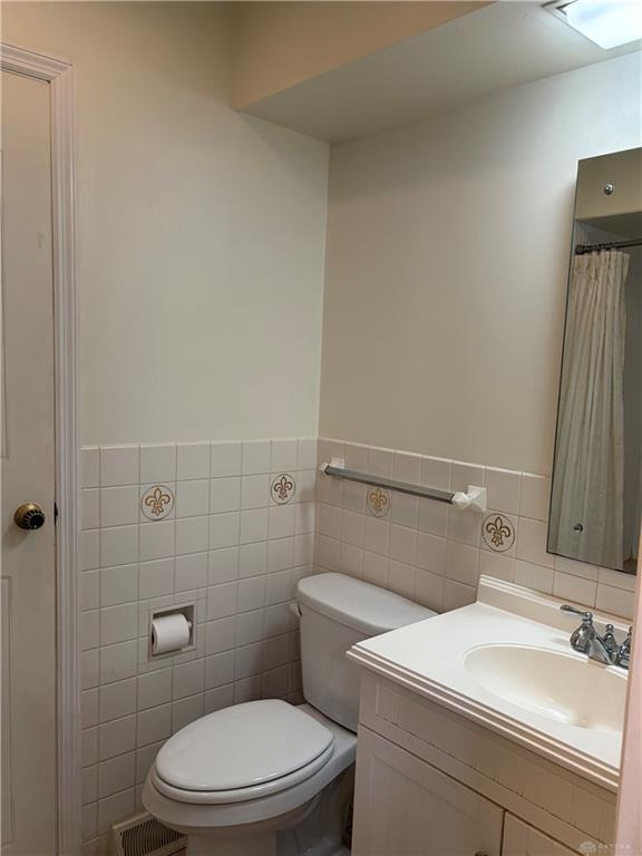 2101 Tullis Property Photo 29