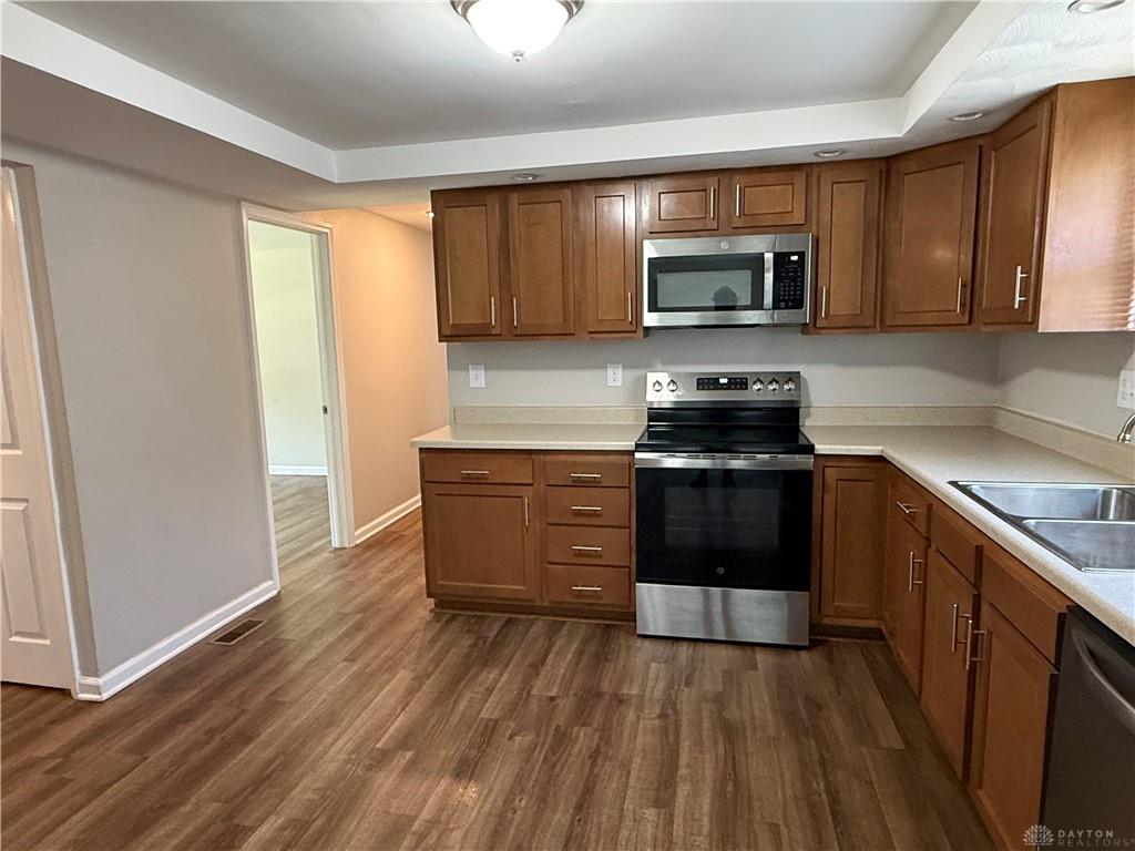 4541 Penhurst Property Photo 6