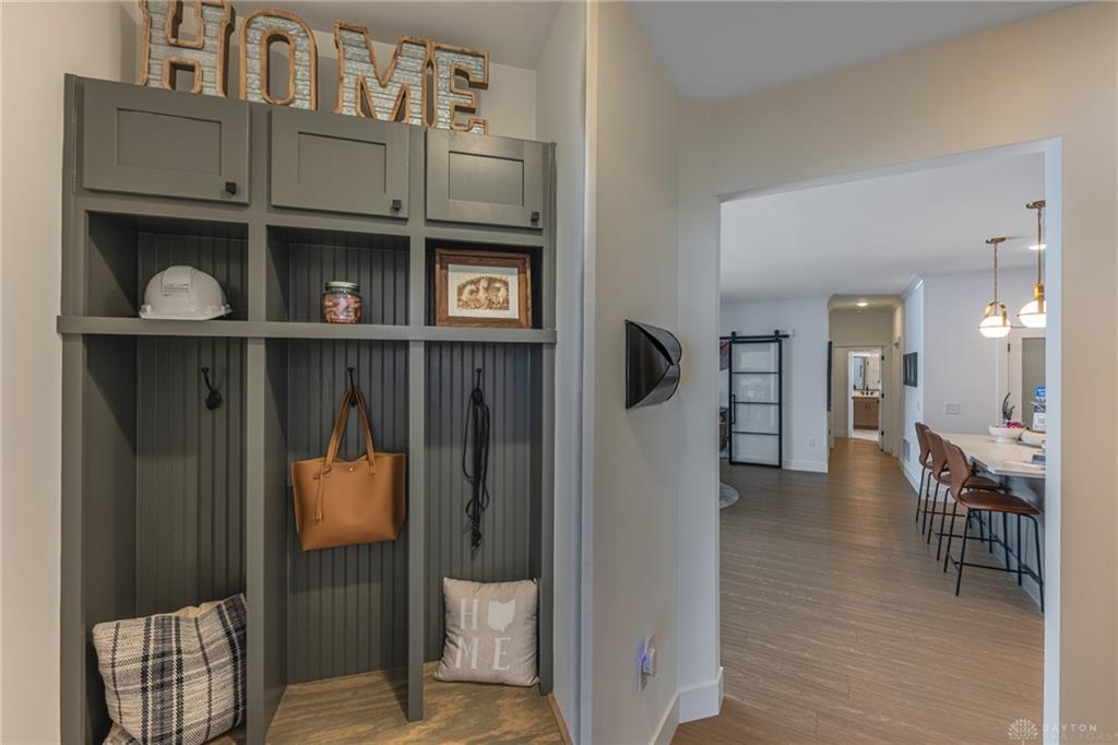 1464 Triple Crown Property Photo 3