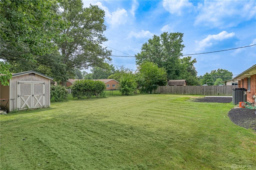 2394 E Rahn Property Photo 17