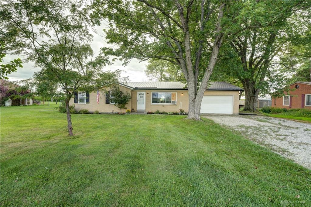 7446 Dull Property Photo 1