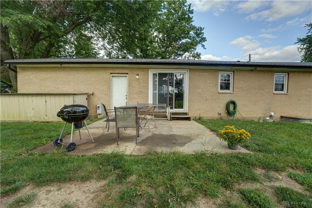7446 Dull Property Photo 13