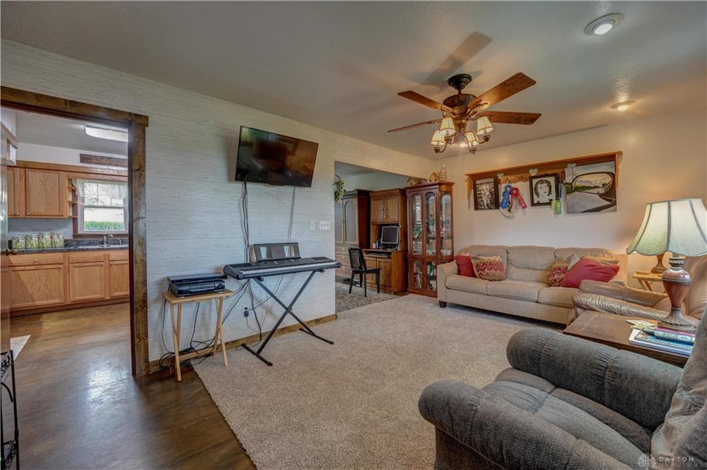 7446 Dull Property Photo 19