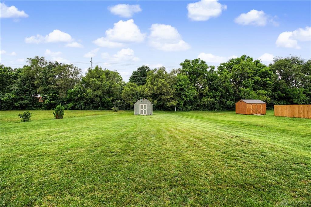 135 Baker Property Photo 31