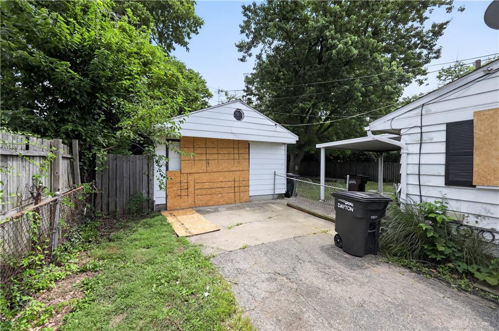 2159 Mountview Property Photo 4