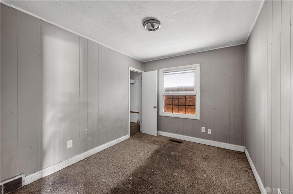 2159 Mountview Property Photo 11