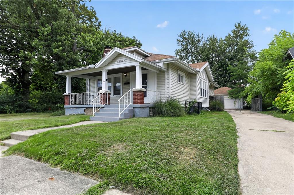 37 Redder Property Photo 1