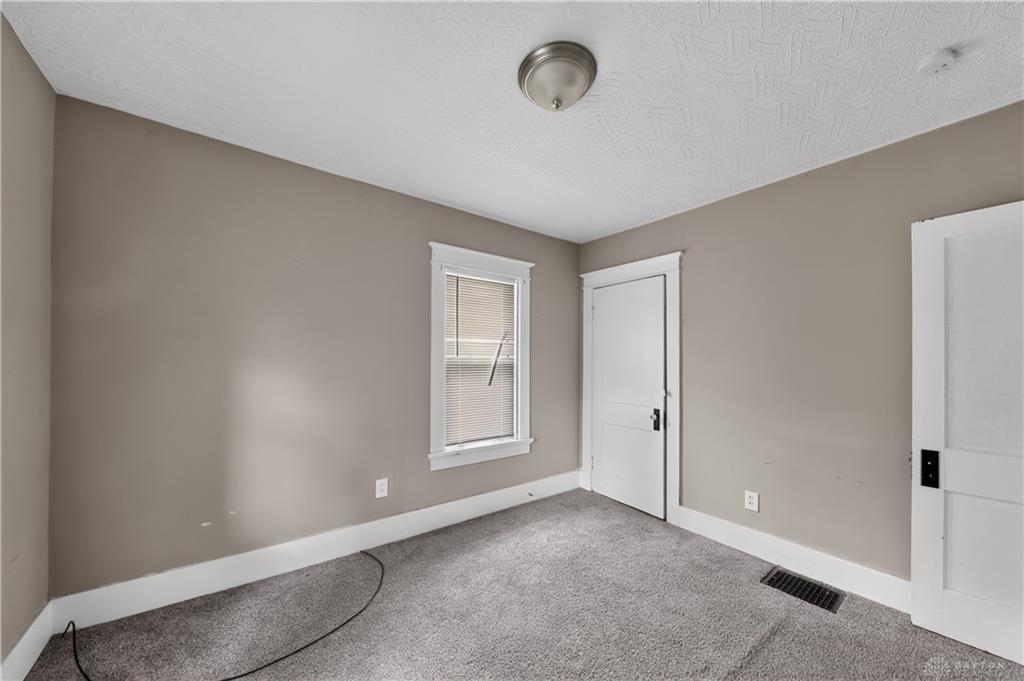 37 Redder Property Photo 9