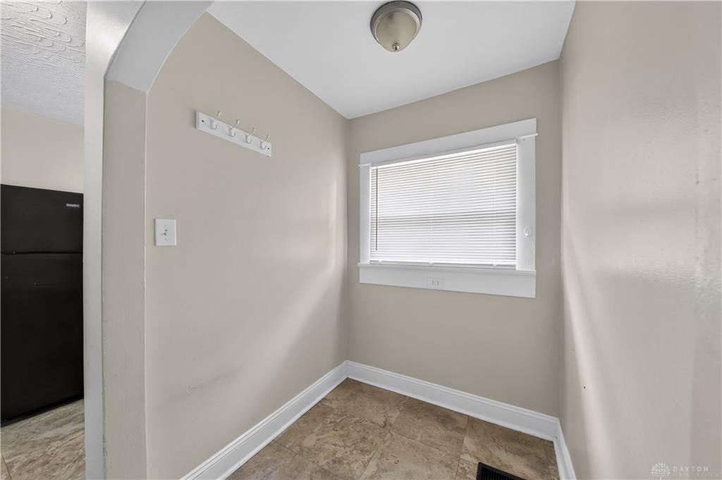 37 Redder Property Photo 12