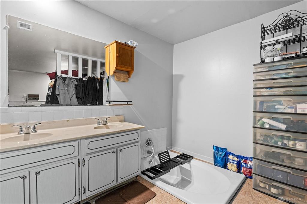 57 Fairfield Property Photo 30