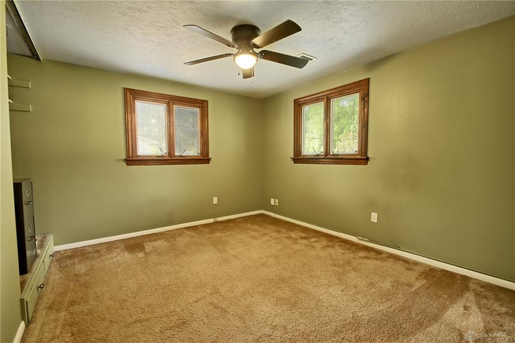 3559 Strathmoor Property Photo 29