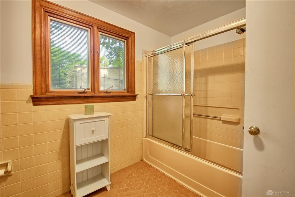 3559 Strathmoor Property Photo 35