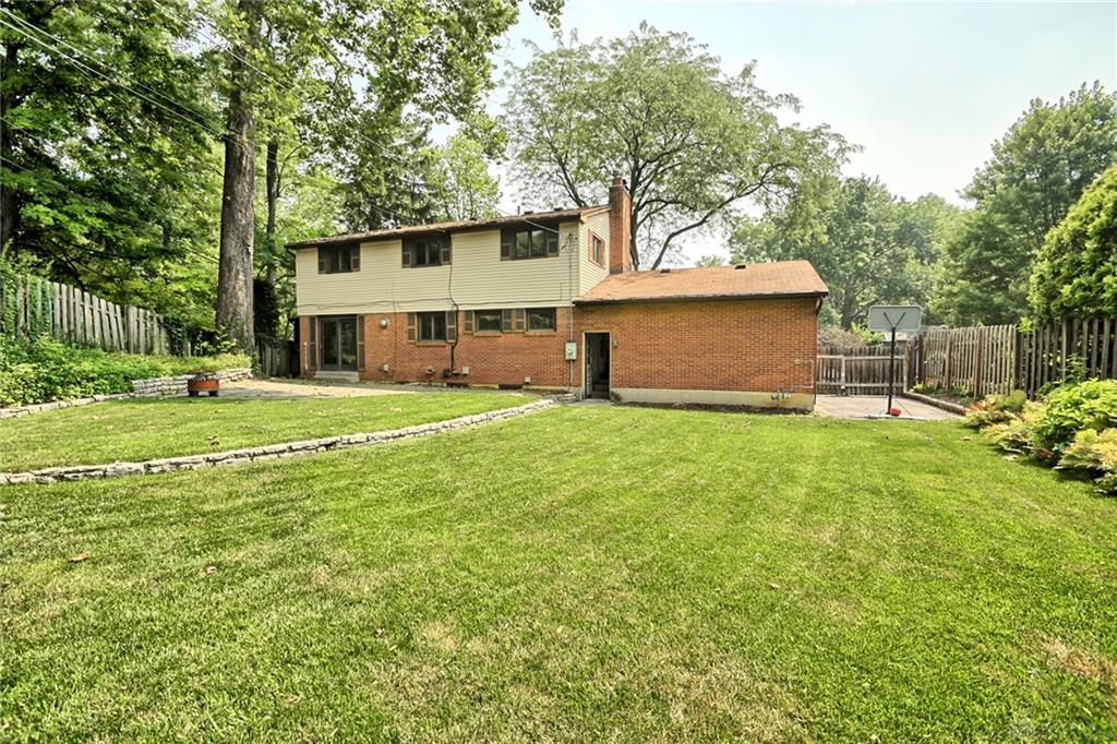 3559 Strathmoor Property Photo 48