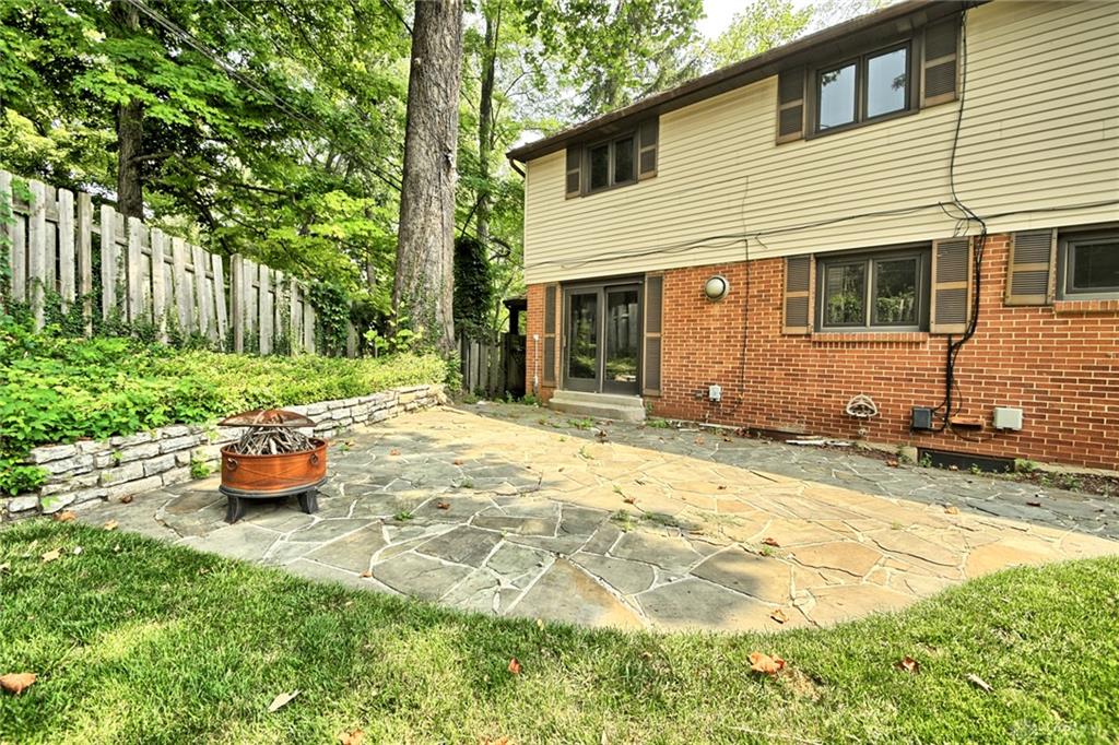 3559 Strathmoor Property Photo 50