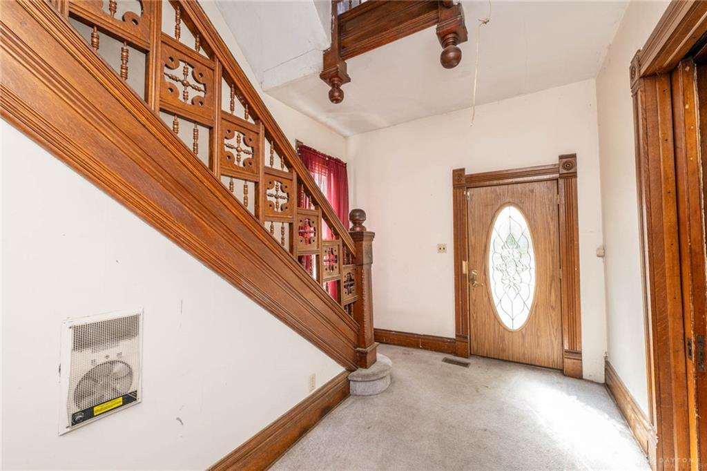 224 N Barron Property Photo 4