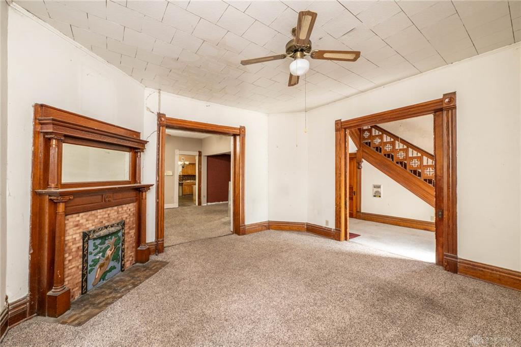 224 N Barron Property Photo 5