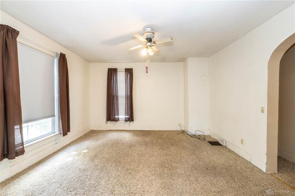 224 N Barron Property Photo 21