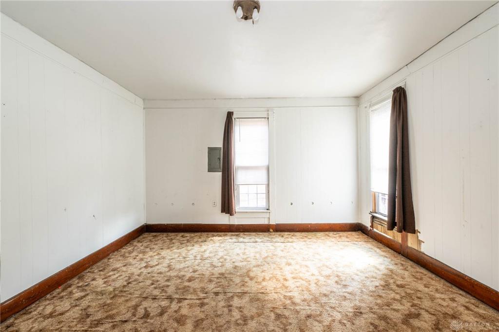 224 N Barron Property Photo 27