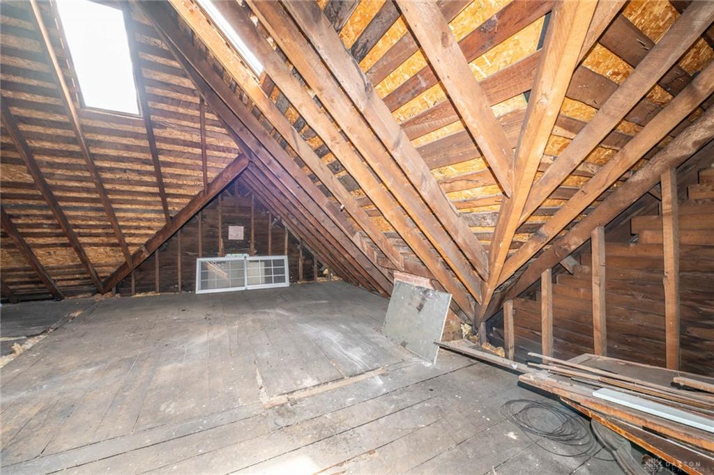 224 N Barron Property Photo 35