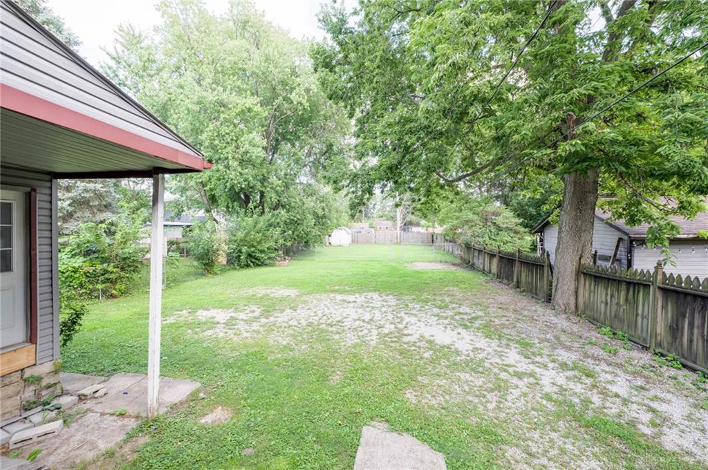 224 N Barron Property Photo 43