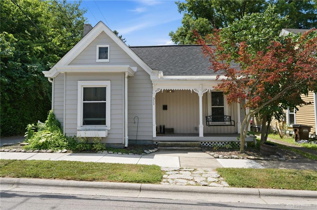 311 E Silver Property Photo 1