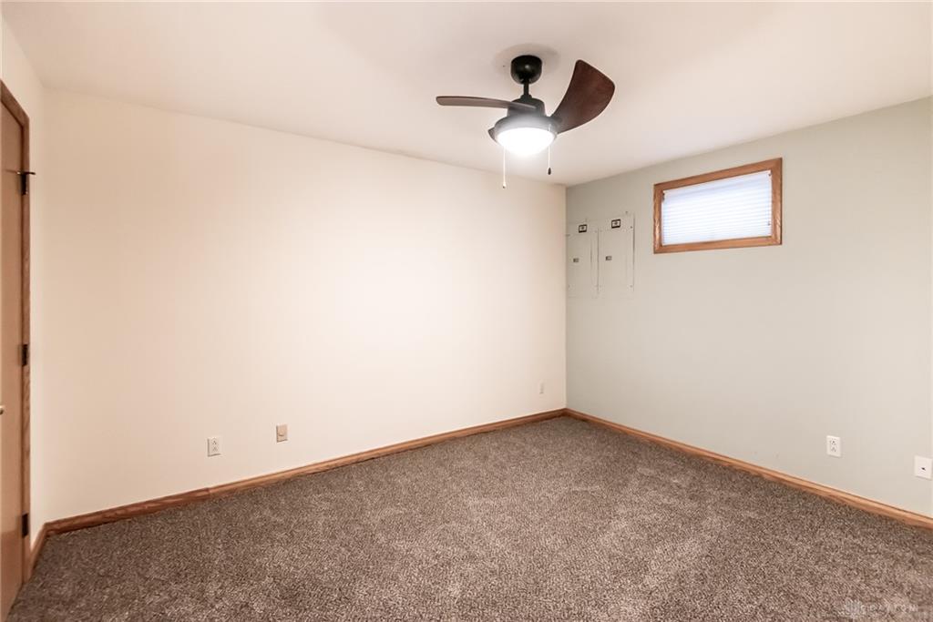 180 Eleanor Property Photo 28