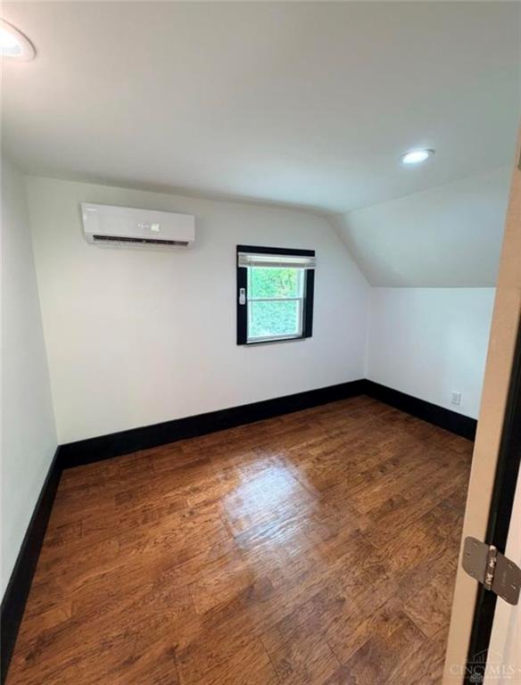 110 Smith Property Photo 15