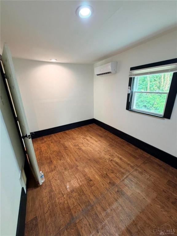 110 Smith Property Photo 16