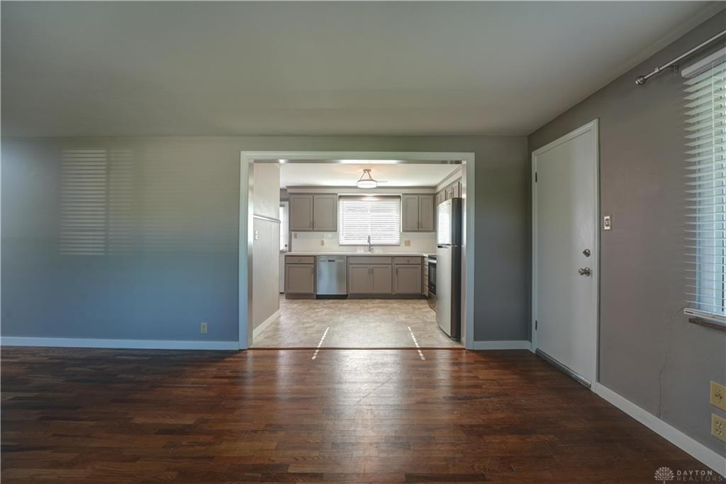 100 Avenue B Property Photo 10