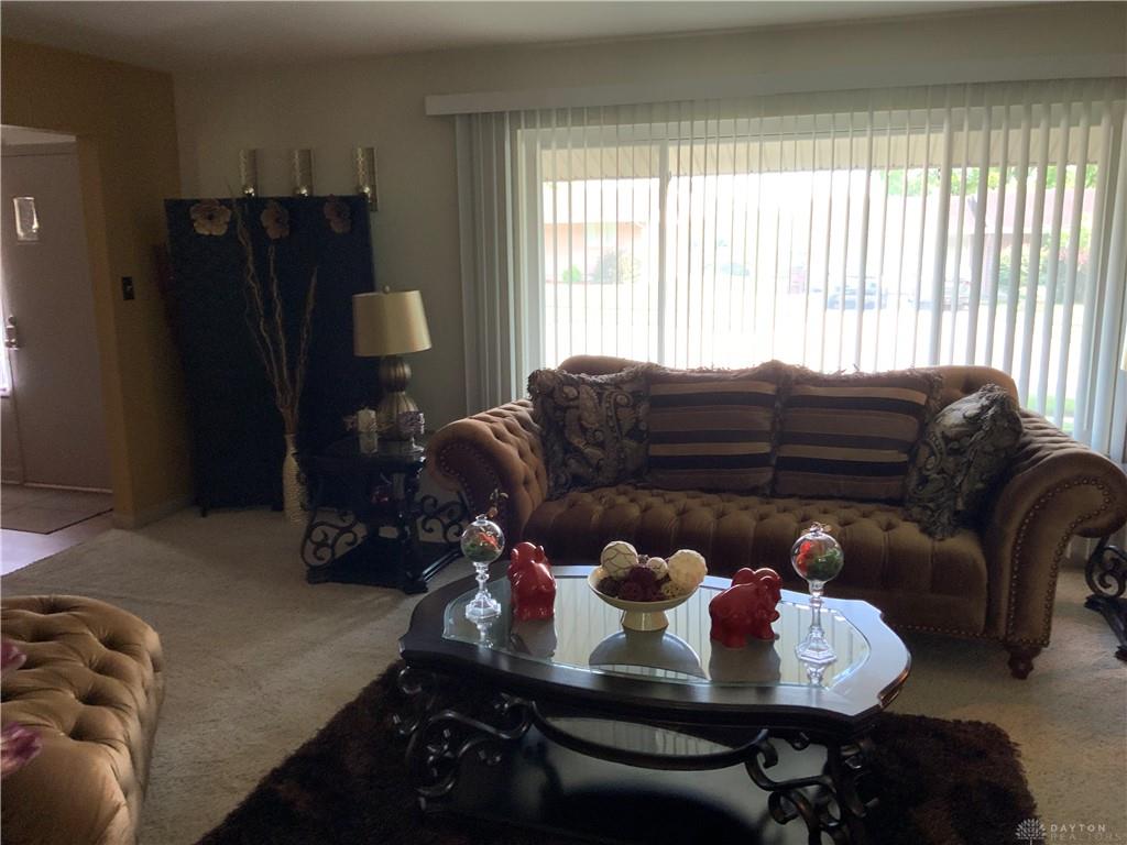 4905 Thorain Property Photo 6