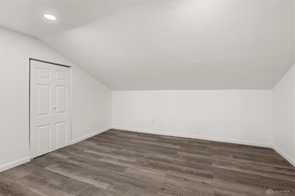 320 Morton Property Photo 22