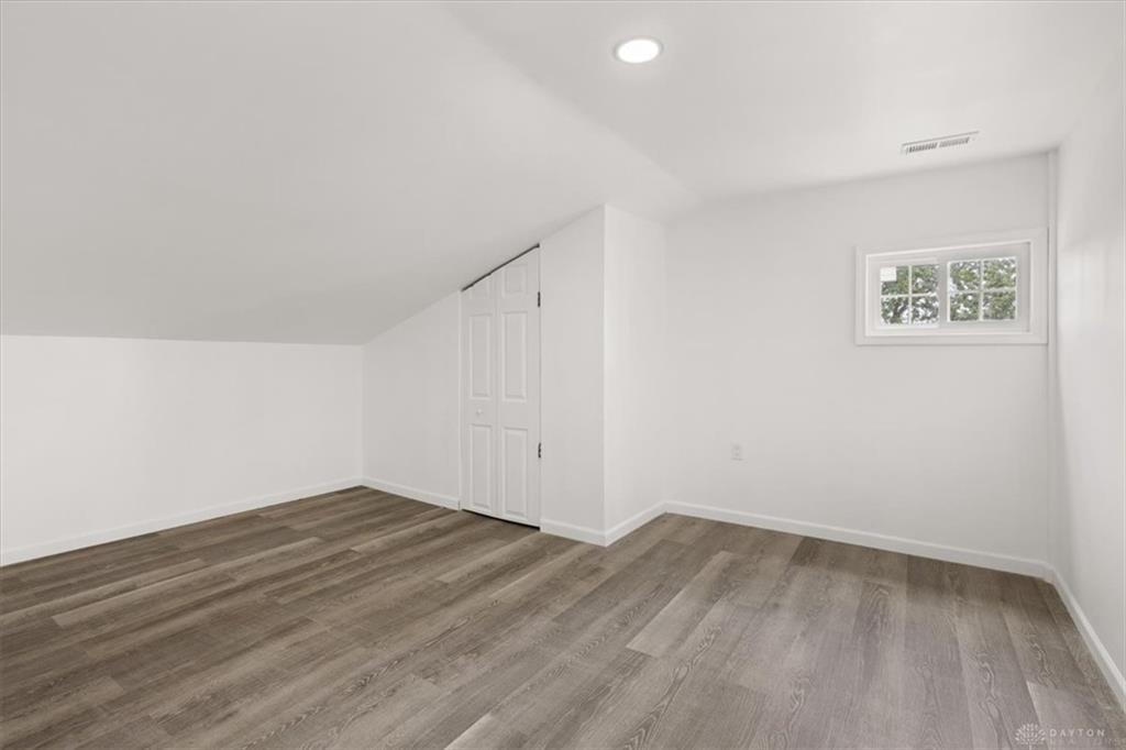 320 Morton Property Photo 24