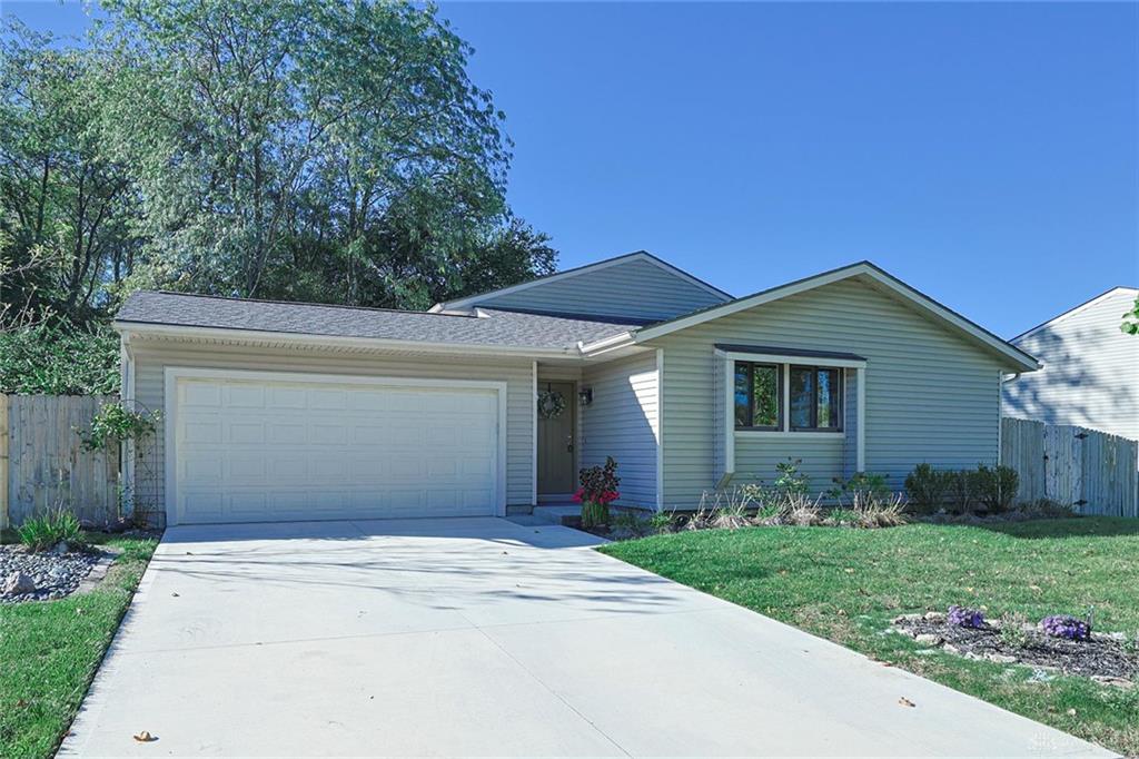 5932 Pine Glen Property Photo 2