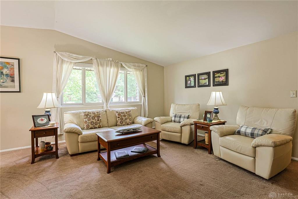 5932 Pine Glen Property Photo 5