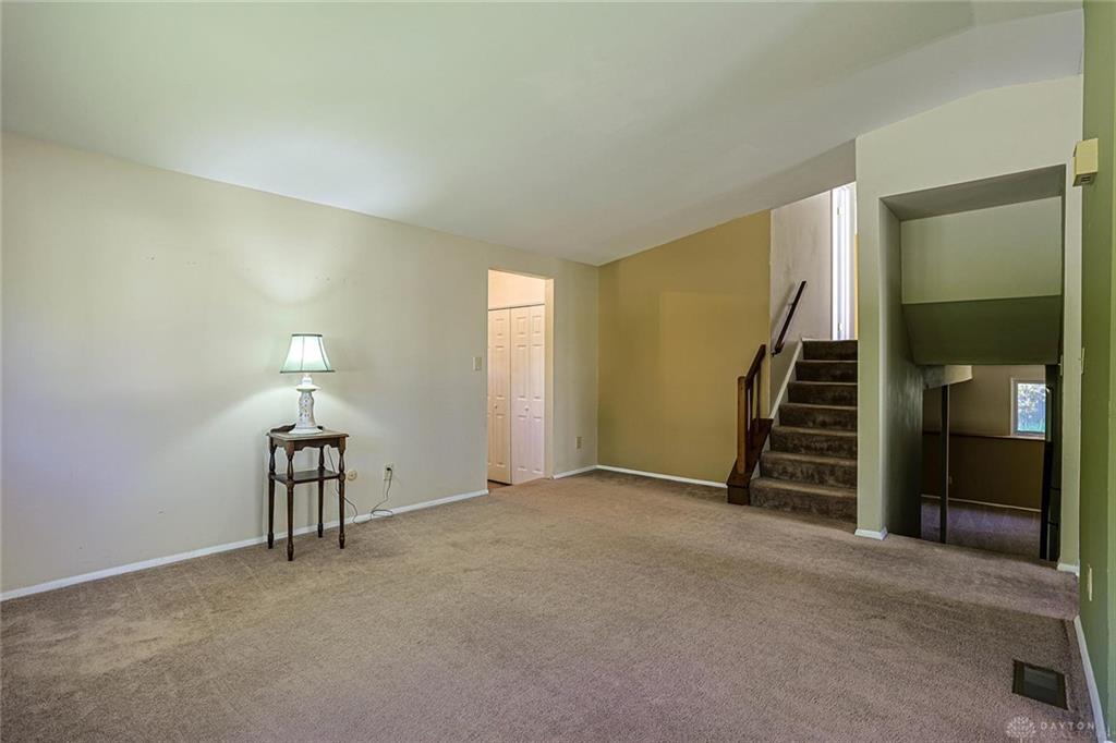 5932 Pine Glen Property Photo 6