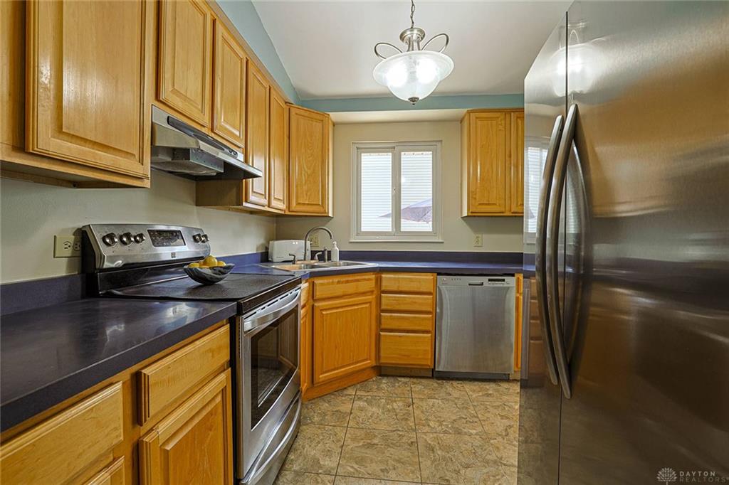 5932 Pine Glen Property Photo 10