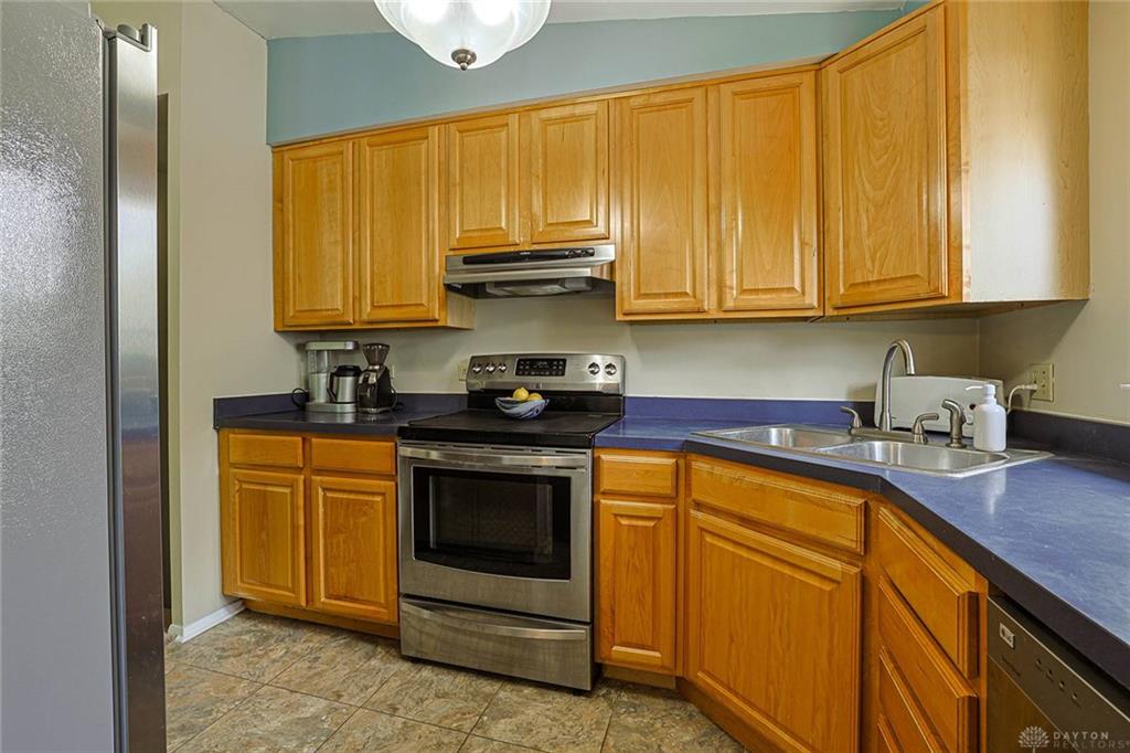 5932 Pine Glen Property Photo 13