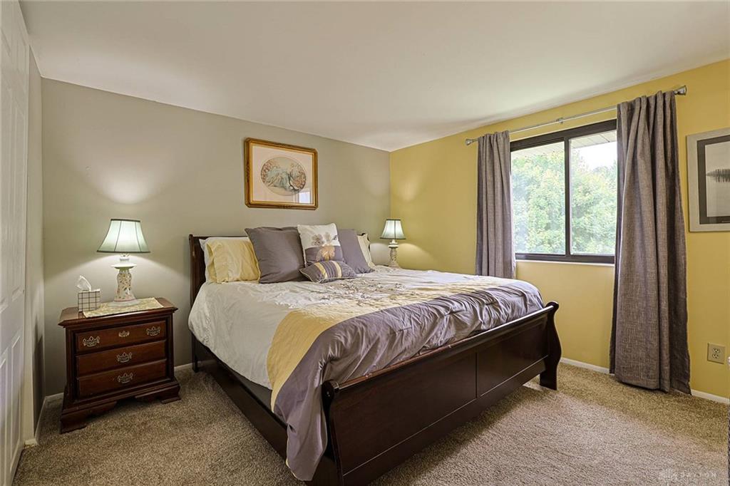 5932 Pine Glen Property Photo 14