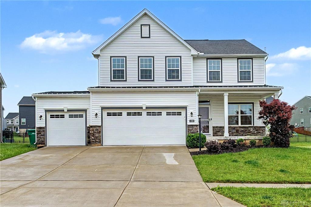 2760 Pebble Stone Property Photo 1