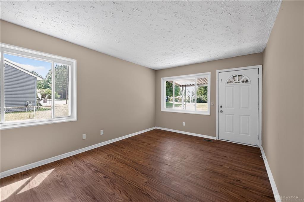 4615 Annapolis Property Photo 8