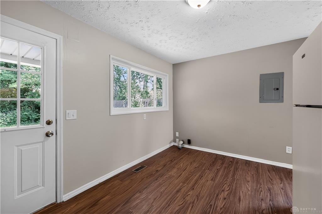 4615 Annapolis Property Photo 12