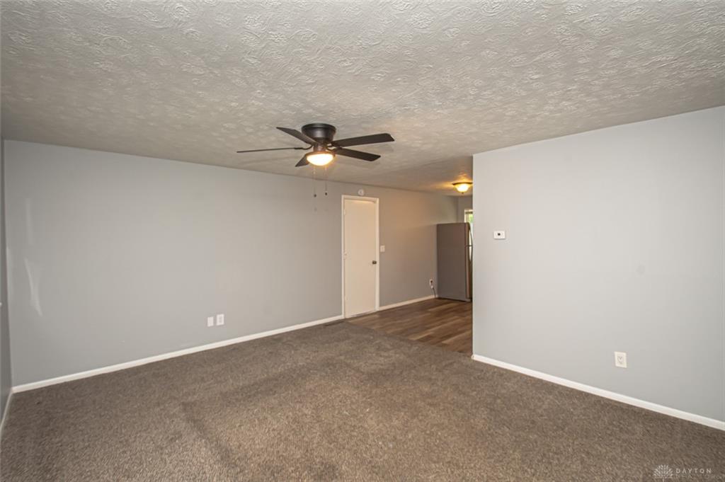 6111 Rosebury Property Photo 3