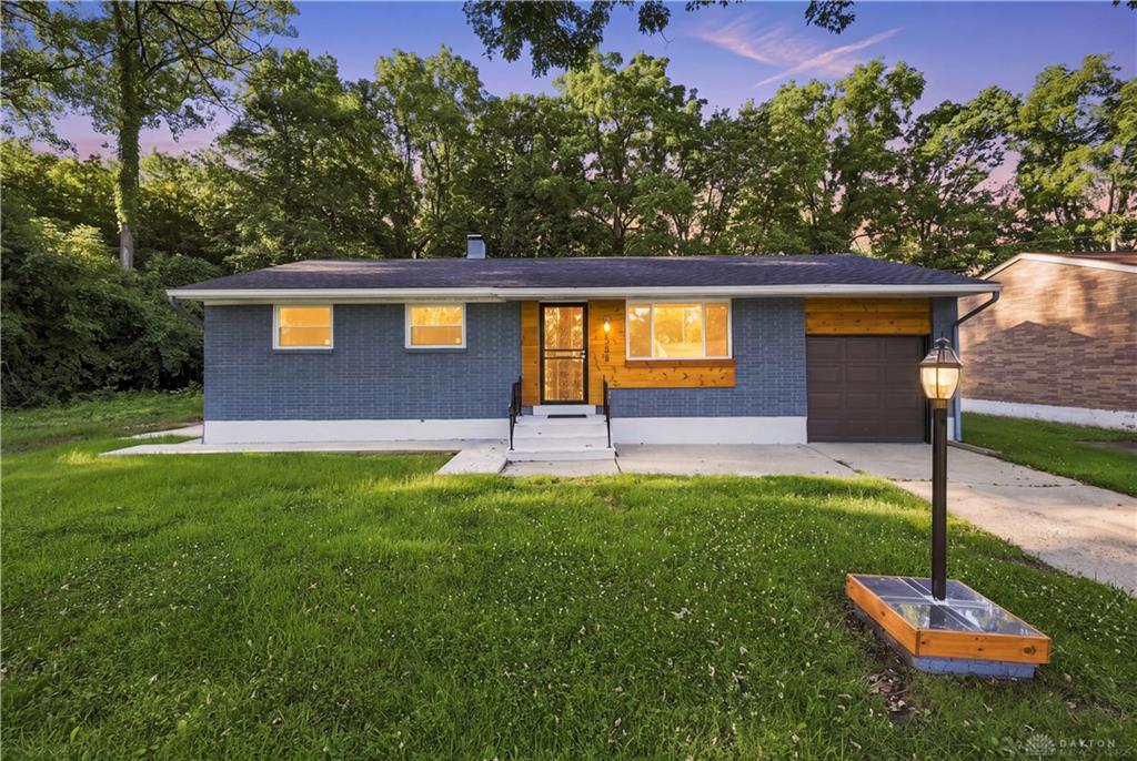5050 Leedale Property Photo 1