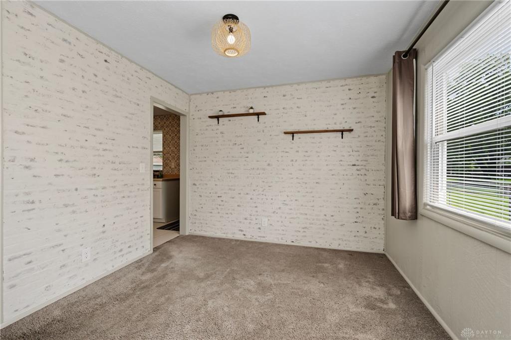 1608 Edendale Property Photo 7