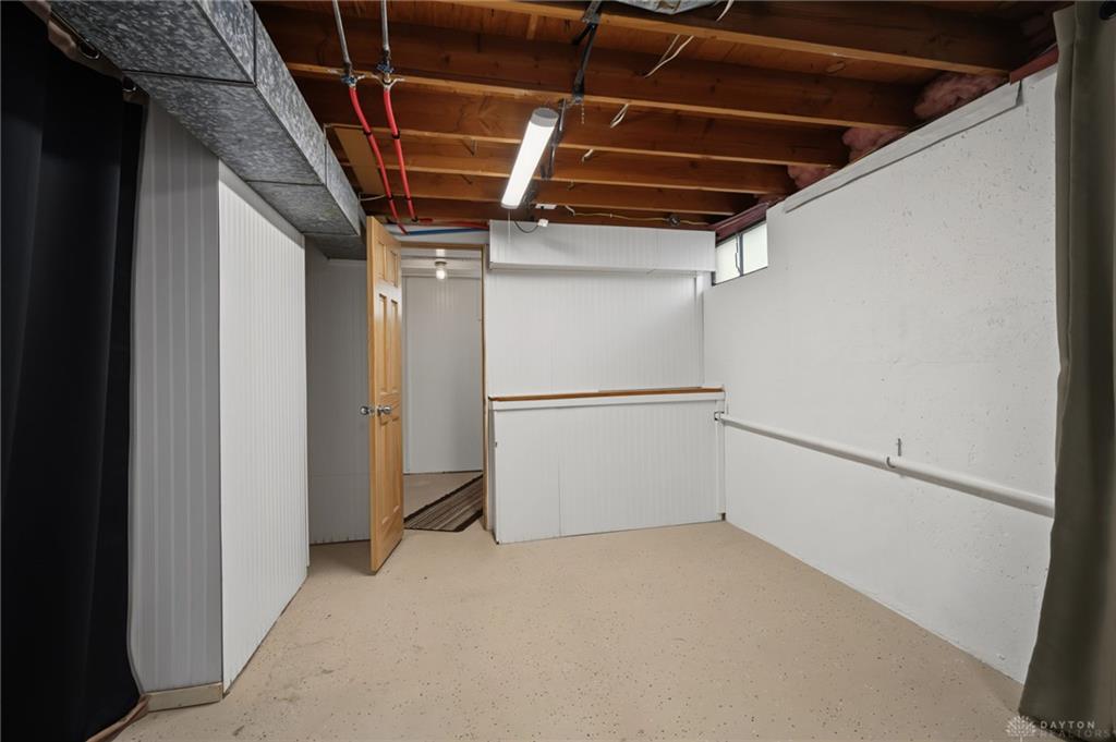 1608 Edendale Property Photo 28
